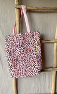 Bild in Galerie-Betrachter laden, hejMARY Shopper Leo in Rosa mit hejMARY Print in Neon