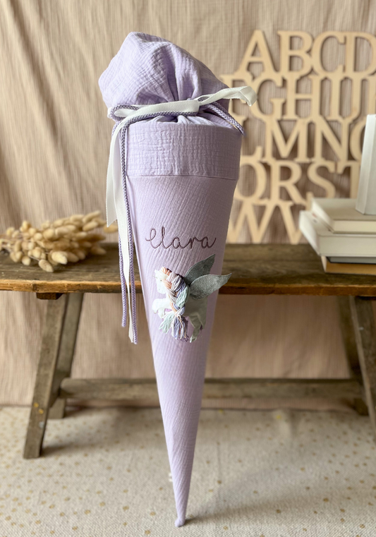 Schultüte PEGASUS Einhorn | Musselin Flieder | Pegasus in Silber und Regenbogen Mähne | Optional mit Name