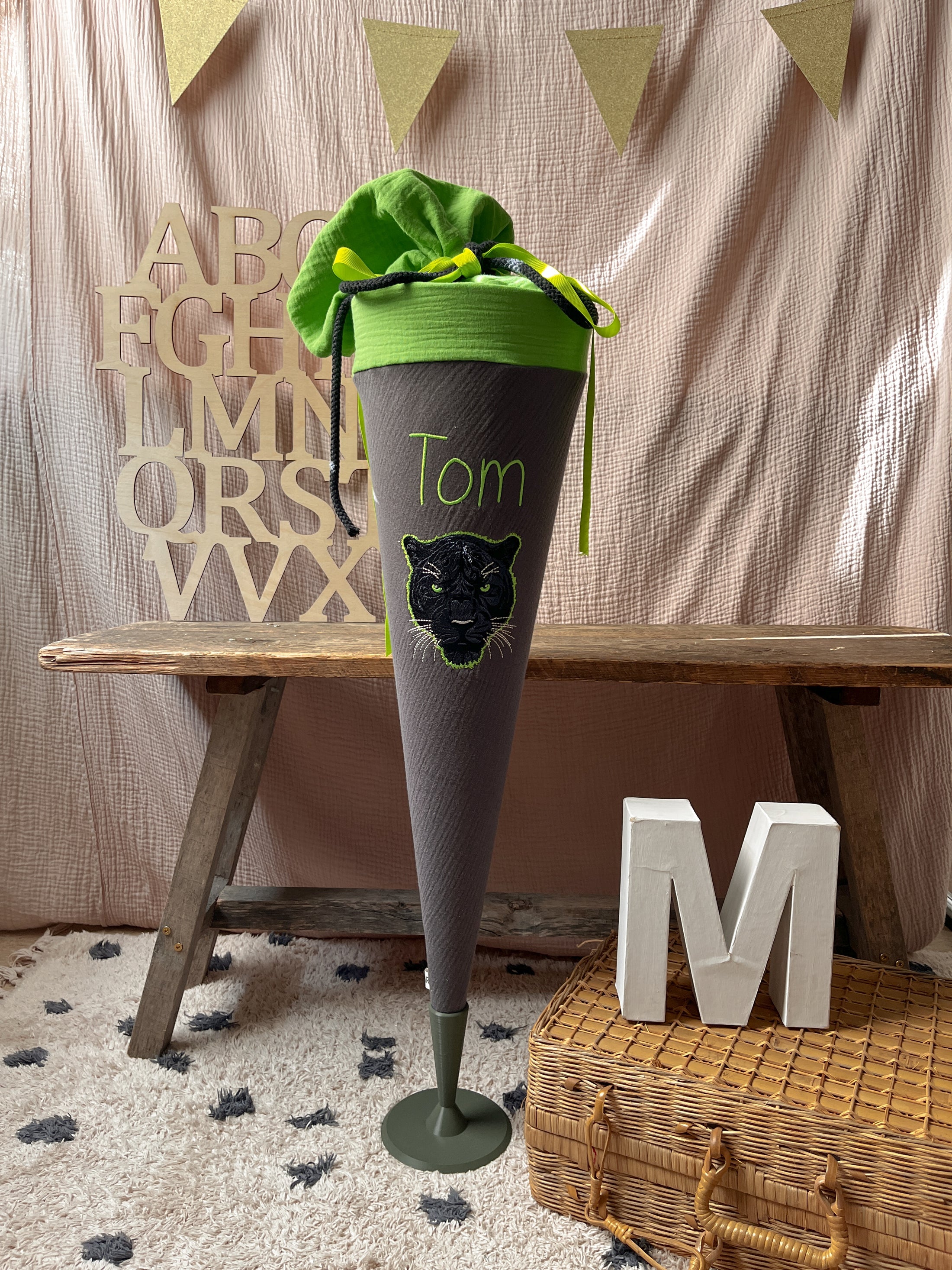 Schultütenständer | Halterung für Schultüten | in vielen Farben