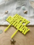 Bild in Galerie-Betrachter laden, Cake Topper im Baustein Look Happy Birthday