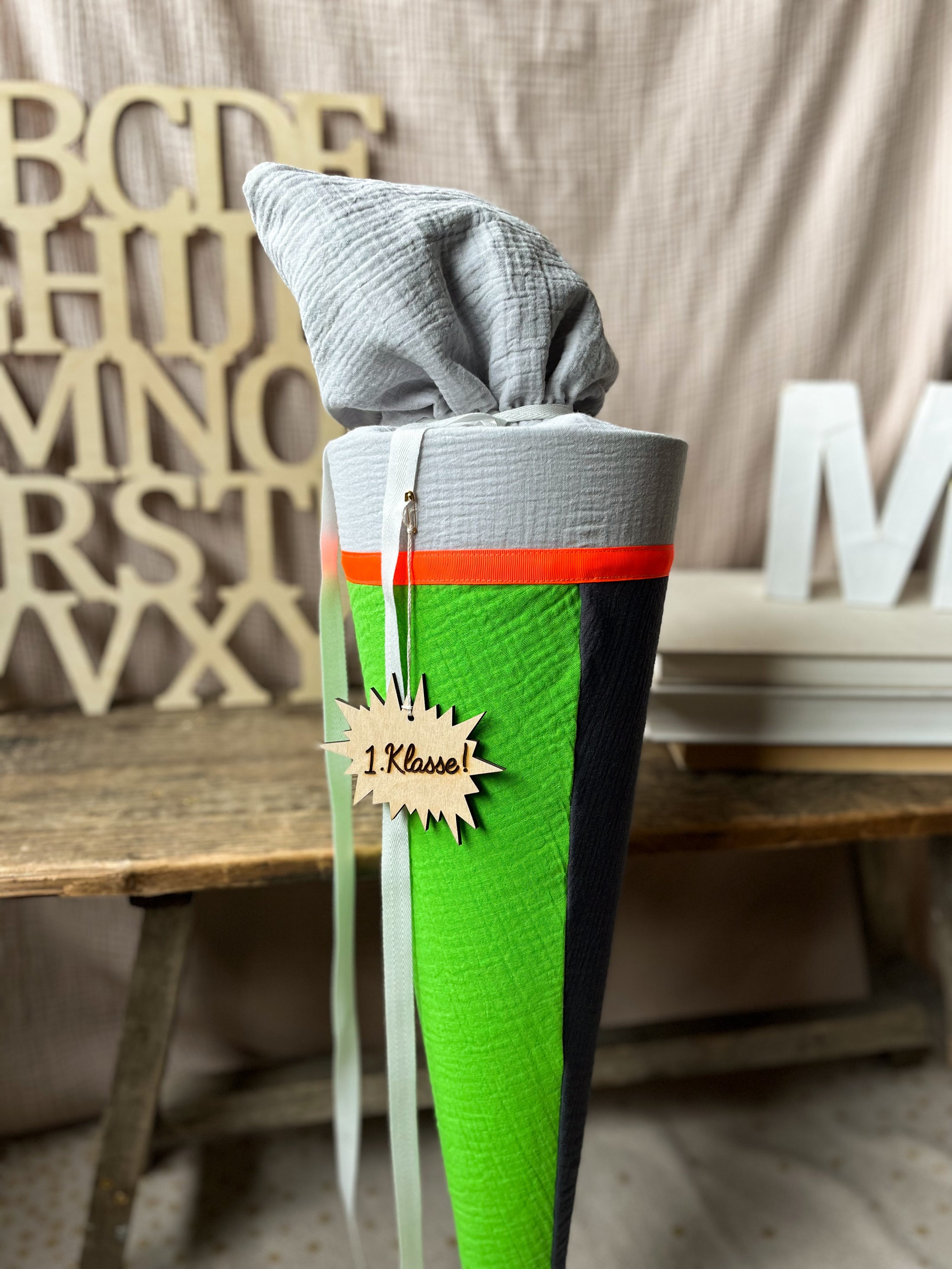 Schultüte Musselin Patchwork - Neon Grün - Schwarz gestreift - Hellgrau