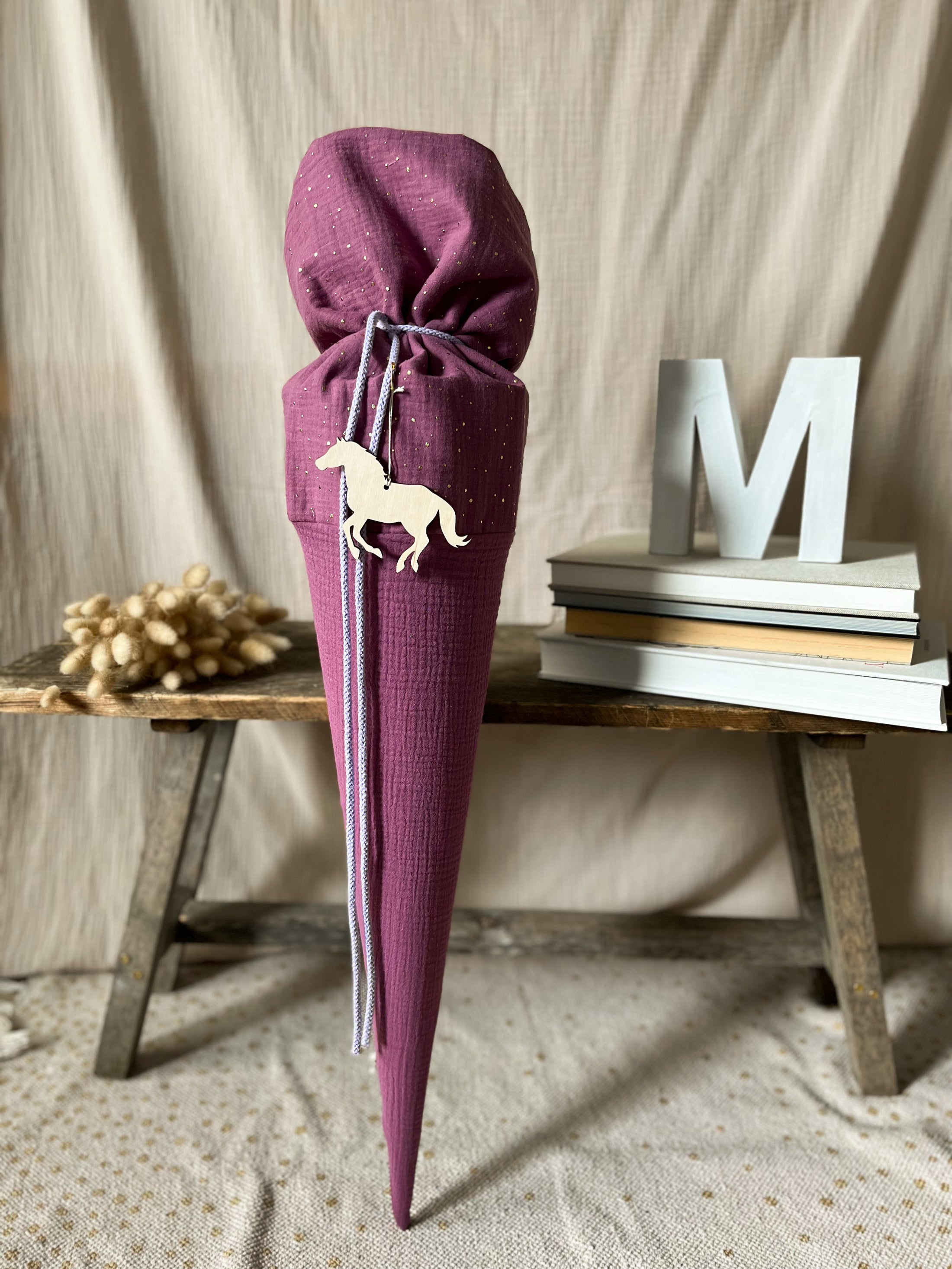 Schultüte Musselin Beere mit und goldenen Punkten