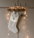 Bild in Galerie-Betrachter laden, Nikolausstiefel niedlicher Fuchs mit Name | Weihnachtsstrumpf Tiermotiv | Weihnachtssocke Waldtiere | nachhaltiges Nikolausgeschenk |