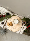 Bild in Galerie-Betrachter laden, Holzteller für den Nikolaus oder Weihnachtsmann