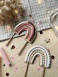 Bild in Galerie-Betrachter laden, Cake Topper Boho REGENBOGEN bunt