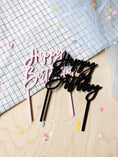 Bild in Galerie-Betrachter laden, Cake Topper HAPPY BIRTHDAY aus Acryl

