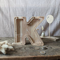 Bild in Galerie-Betrachter laden, Spardose Monogramm mit Name aus Holz
