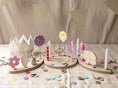Bild in Galerie-Betrachter laden, Cake Topper Motivstecker Hippie Girl Power Groovey Sommer