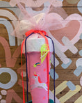 Bild in Galerie-Betrachter laden, Schultüte "Aurora" | Einhorn & Mini Motive mit Neon Details | Pink und Tüll