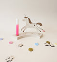 Bild in Galerie-Betrachter laden, Motivstecker niedliches Einhorn | Aus Holz | Tischdeko oder Cake Topper