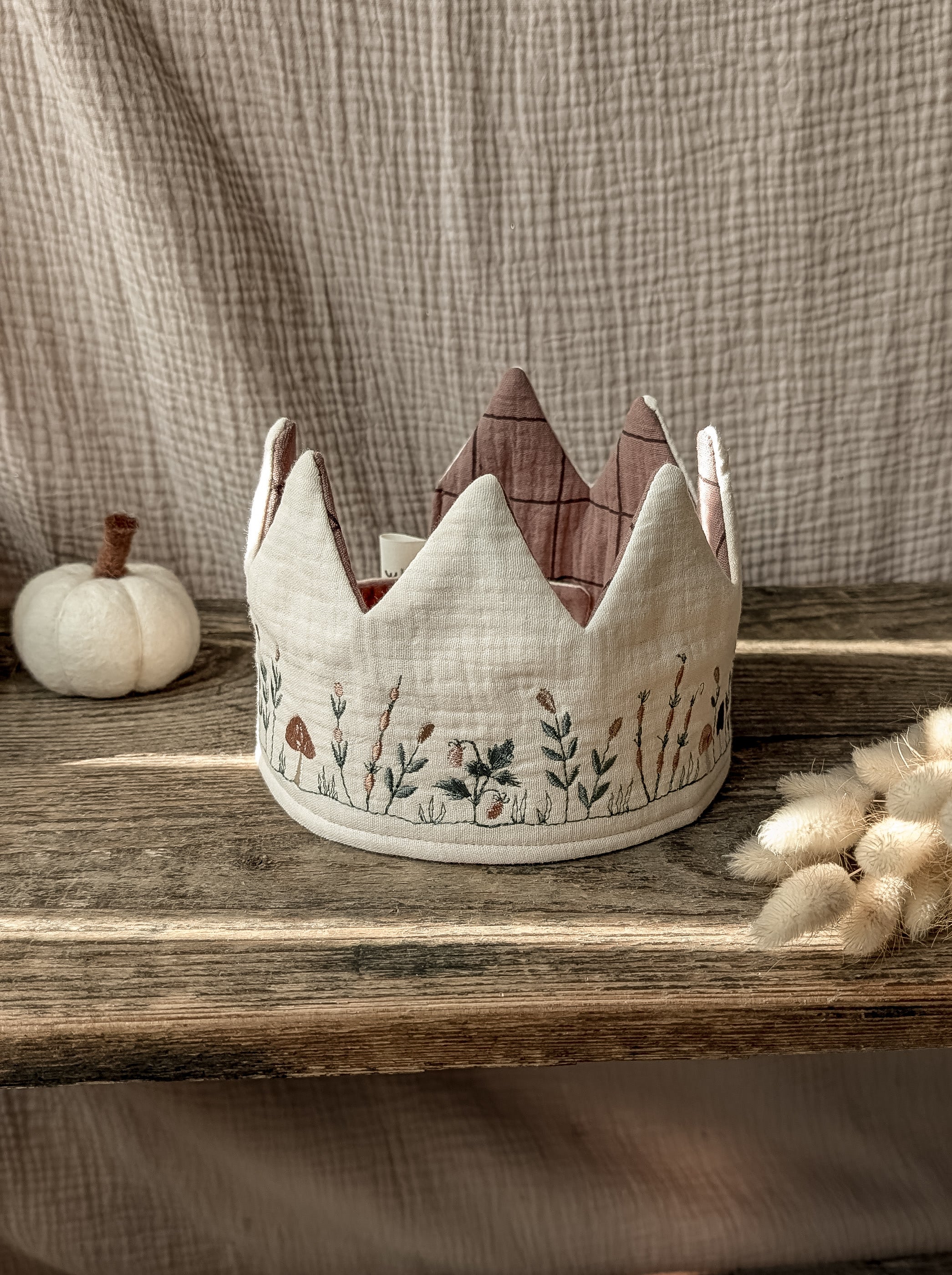Geburtstagskrone Musselin Herbstwiese Beige/ Braun kariert