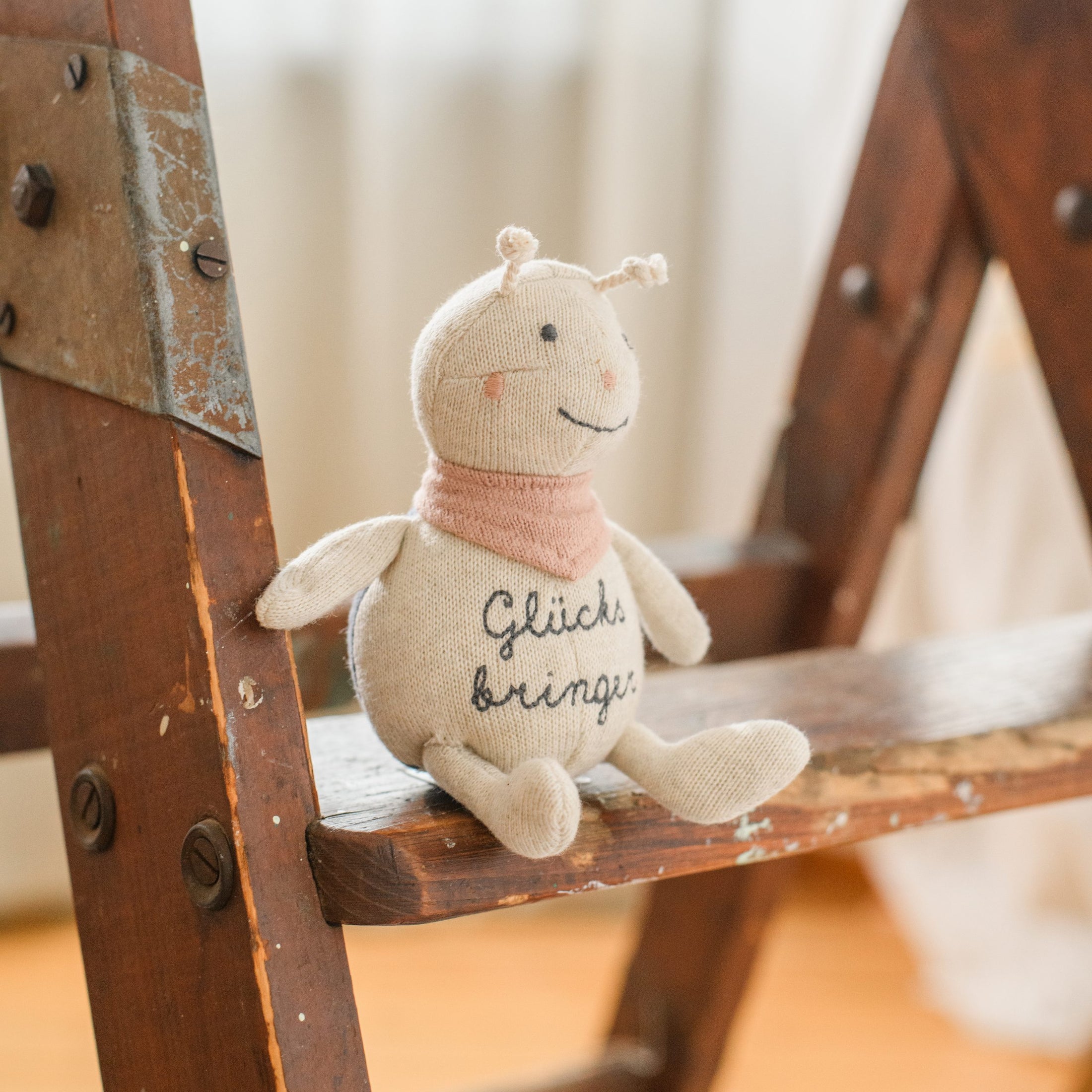 Kuscheltier Mini Marienkäfer | Glückbringer | Geschenk zur Einschulung oder Kita-Start