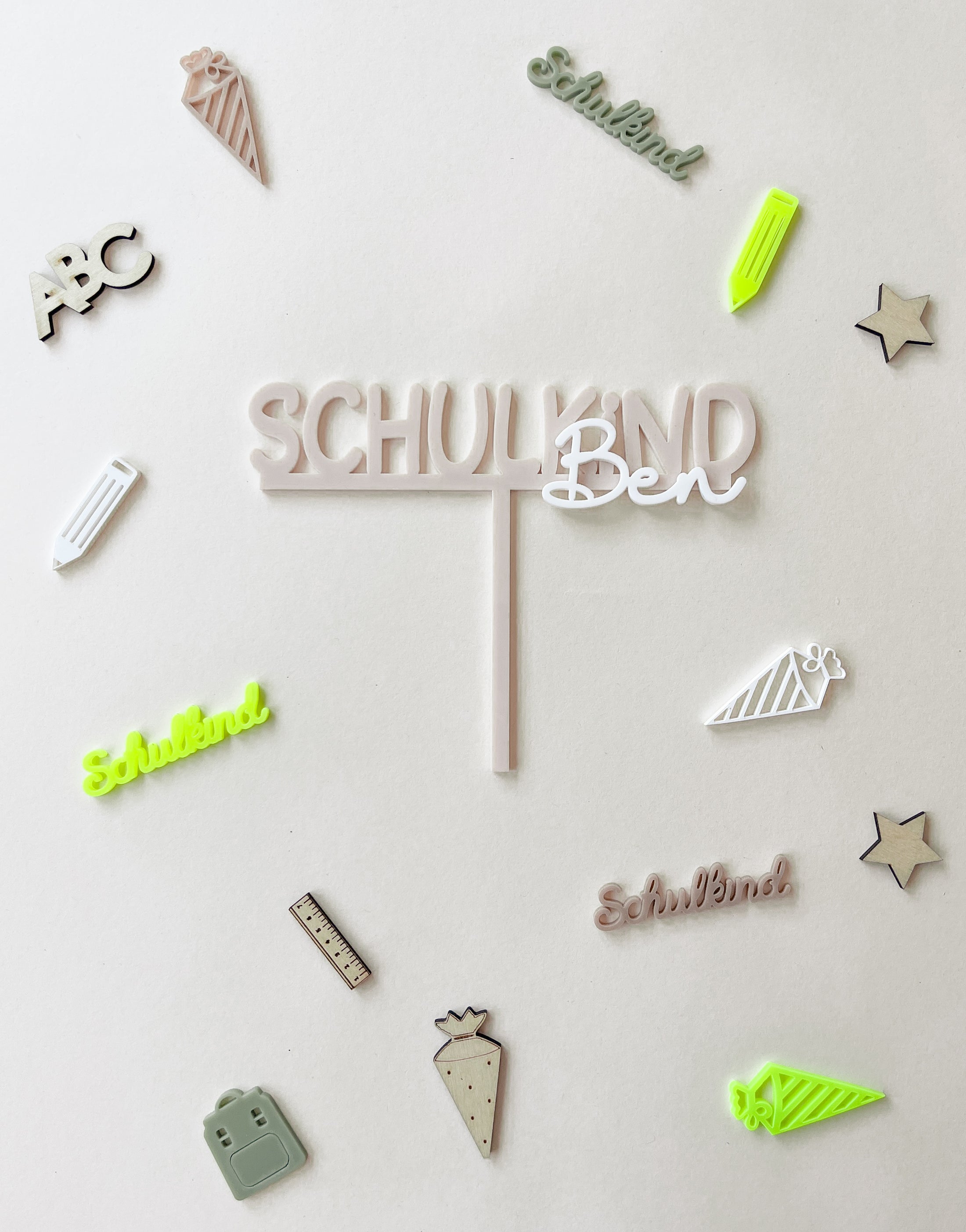 Motivstecker SCHULKIND 3D mit Name | Cake Topper Tortendeko zur Einschulung