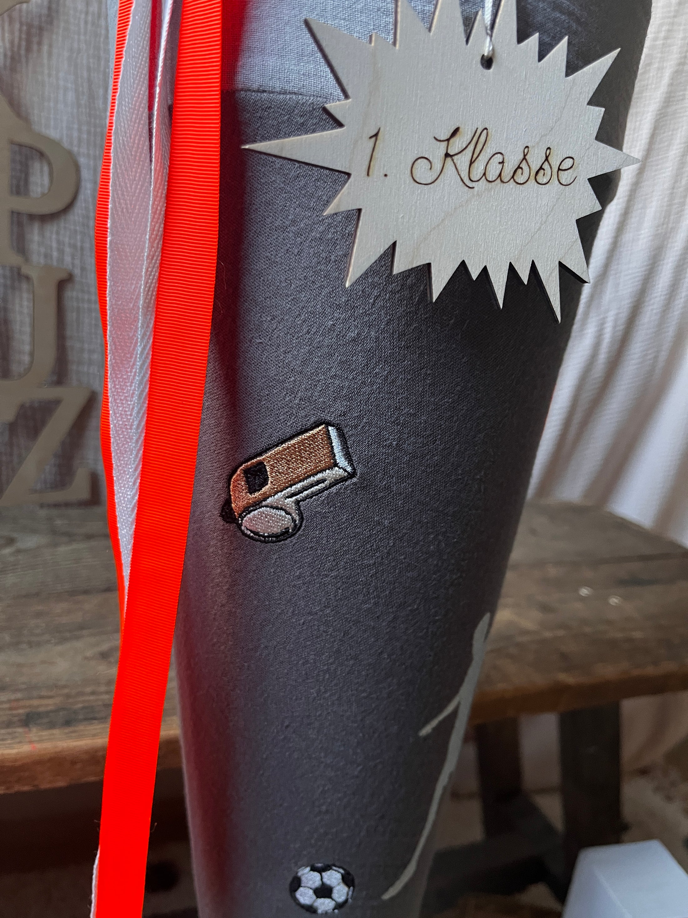 Schultüte MINI MOTIVE Fußball | All Over Stickerei zum Fußball Thema | Optional mit Name | freie Farbwahl