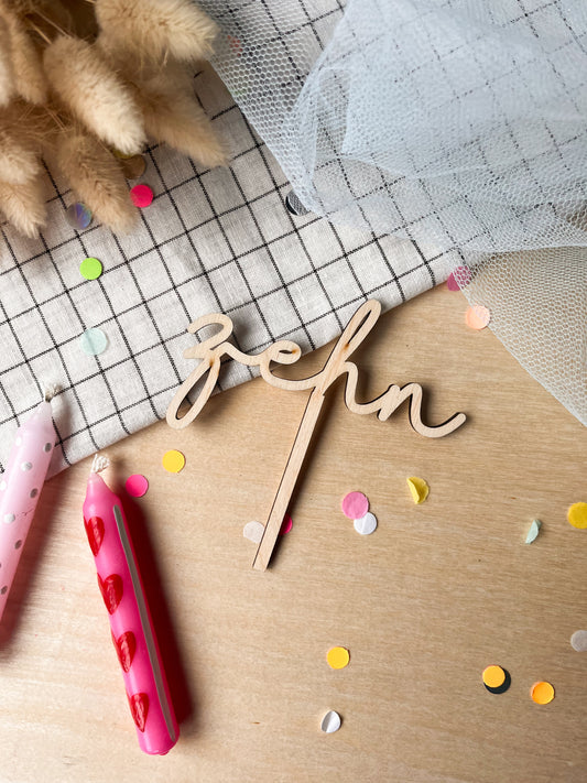 Cake Topper Zahl als Wort Schulschrift aus Holz