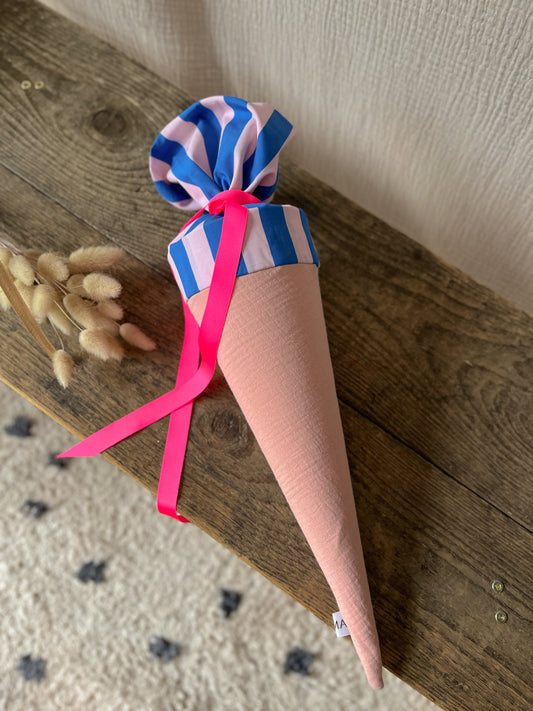Kita-Tüte / Geschwistertüte Musselin Apricot - Blau-Apricot gestreift | Band in Neonpink