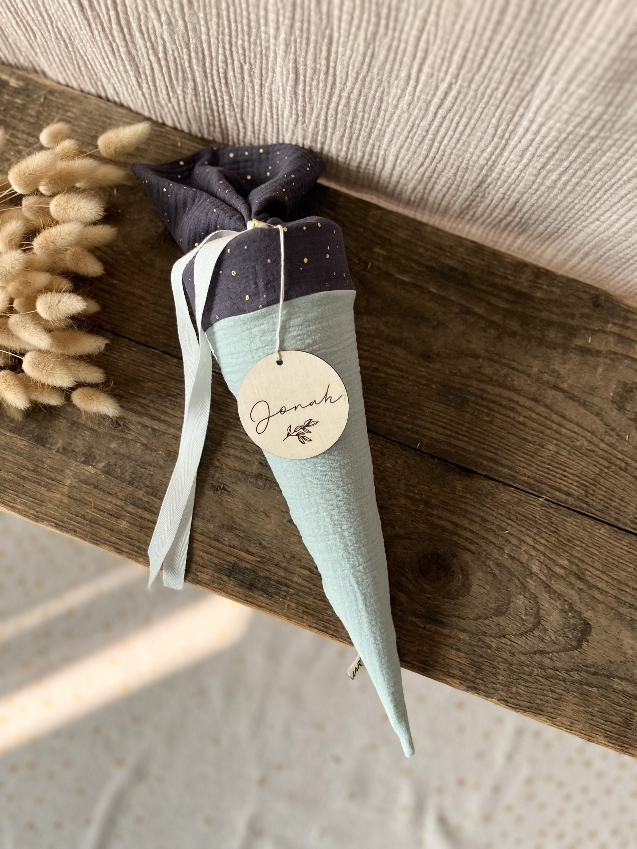 Kita-Tüte / Geschwistertüte Musselin Altmit / Anthrazit mit goldenen Punkten