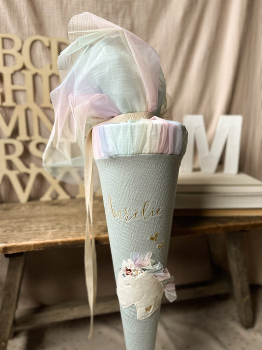 Schultüte BOHO PONY Pferdekopf | Musselin Altmint mit Regenbogentüll | Name optional wählbar