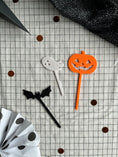 Bild in Galerie-Betrachter laden, Motivstecker Halloween | Steckfigur Fledermaus / Geist / Kürbis uvm. | für Geburtstagskranz
