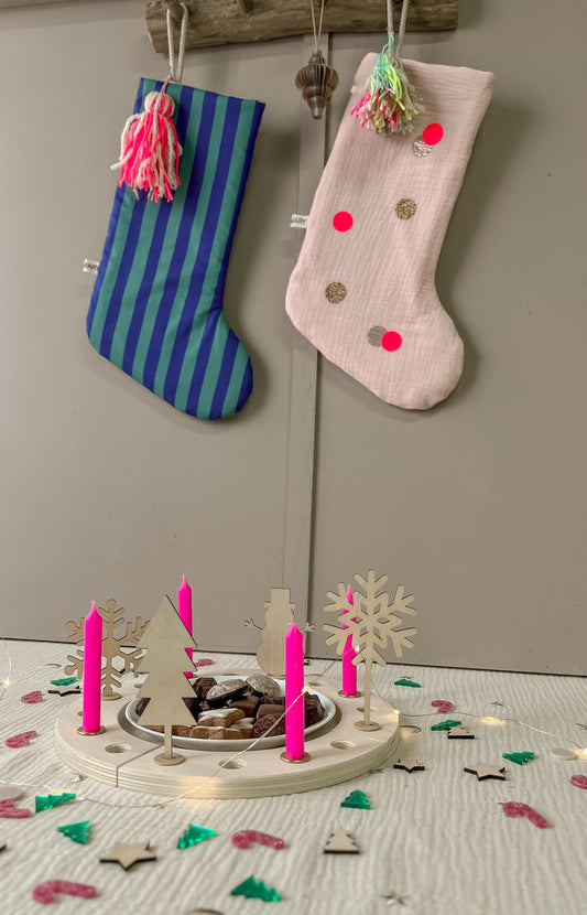 Bunte Nikolausstiefel Neon Punkte mit Name  | bunter Weihnachtsstrumpf | Weihnachtssocke |  ausgefallenes Nikolausgeschenk