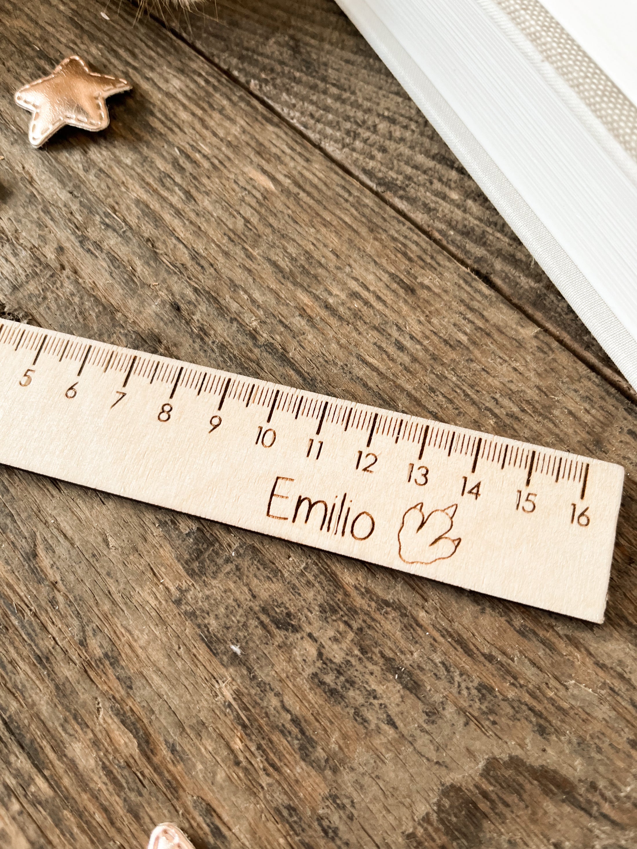 Holzlineal mit Name