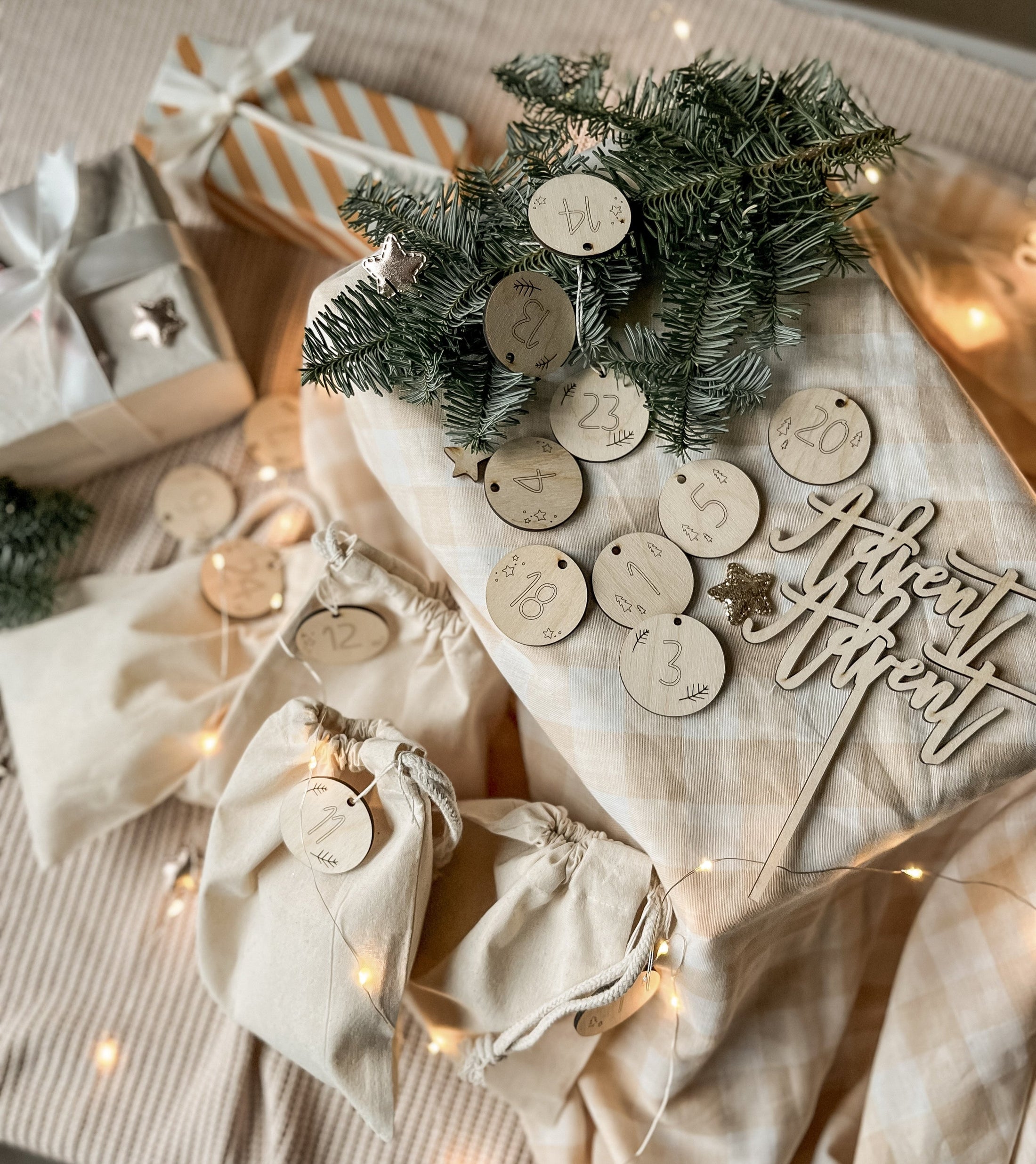 Adventskalender Zahlen Anhänger aus Holz