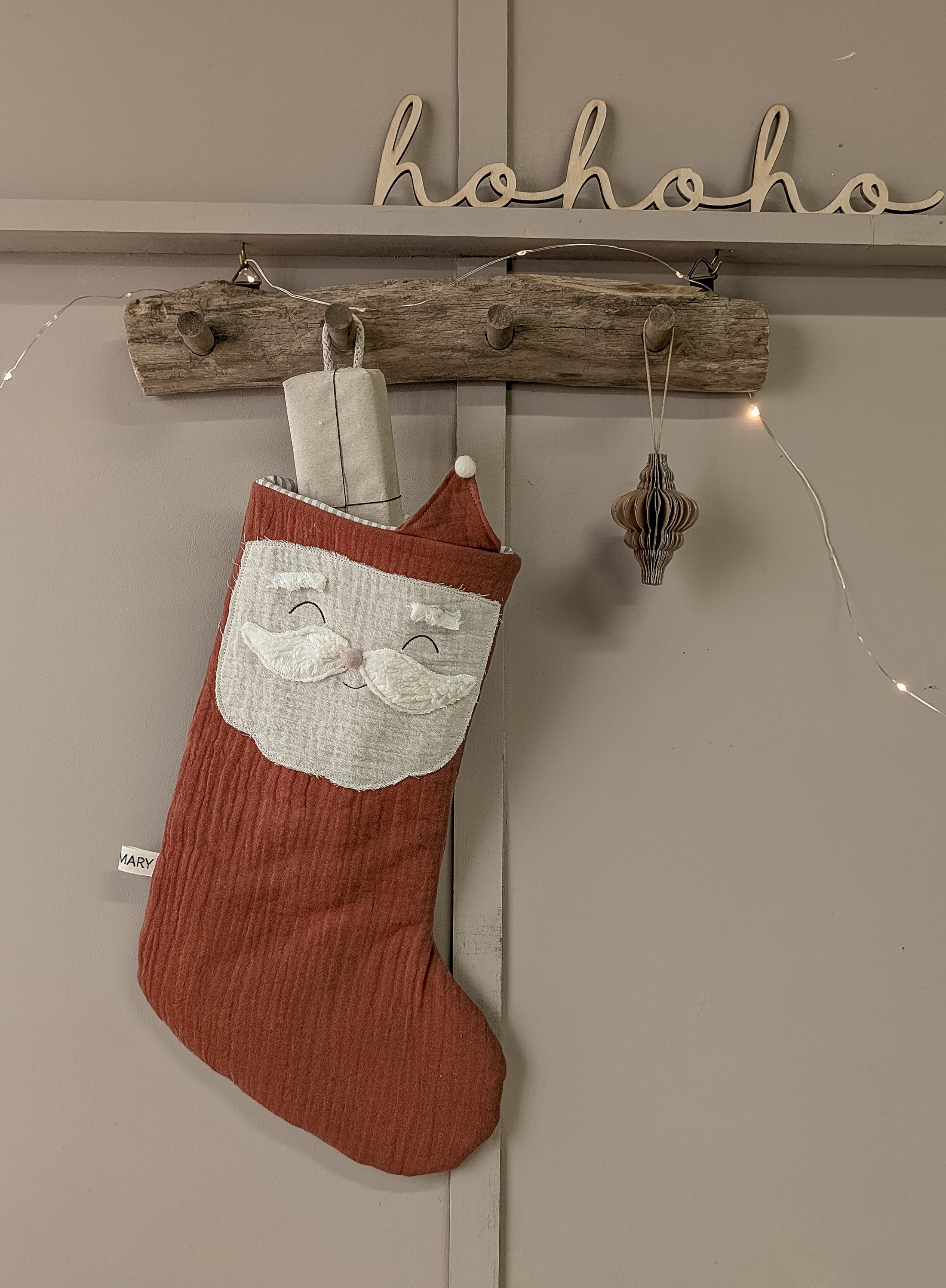 Nikolausstiefel mit Name | Weihnachtsstrumpf Nikolaus / Weihnachtsmann | Weihnachtssocke rot| nachhaltiges Nikolausgeschenk