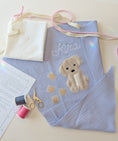 Bild in Galerie-Betrachter laden, DIY Set Schultüte Hündchen| Schultüte mit Hund/ Welpe aus Kuschelfell zum Selber nähen
