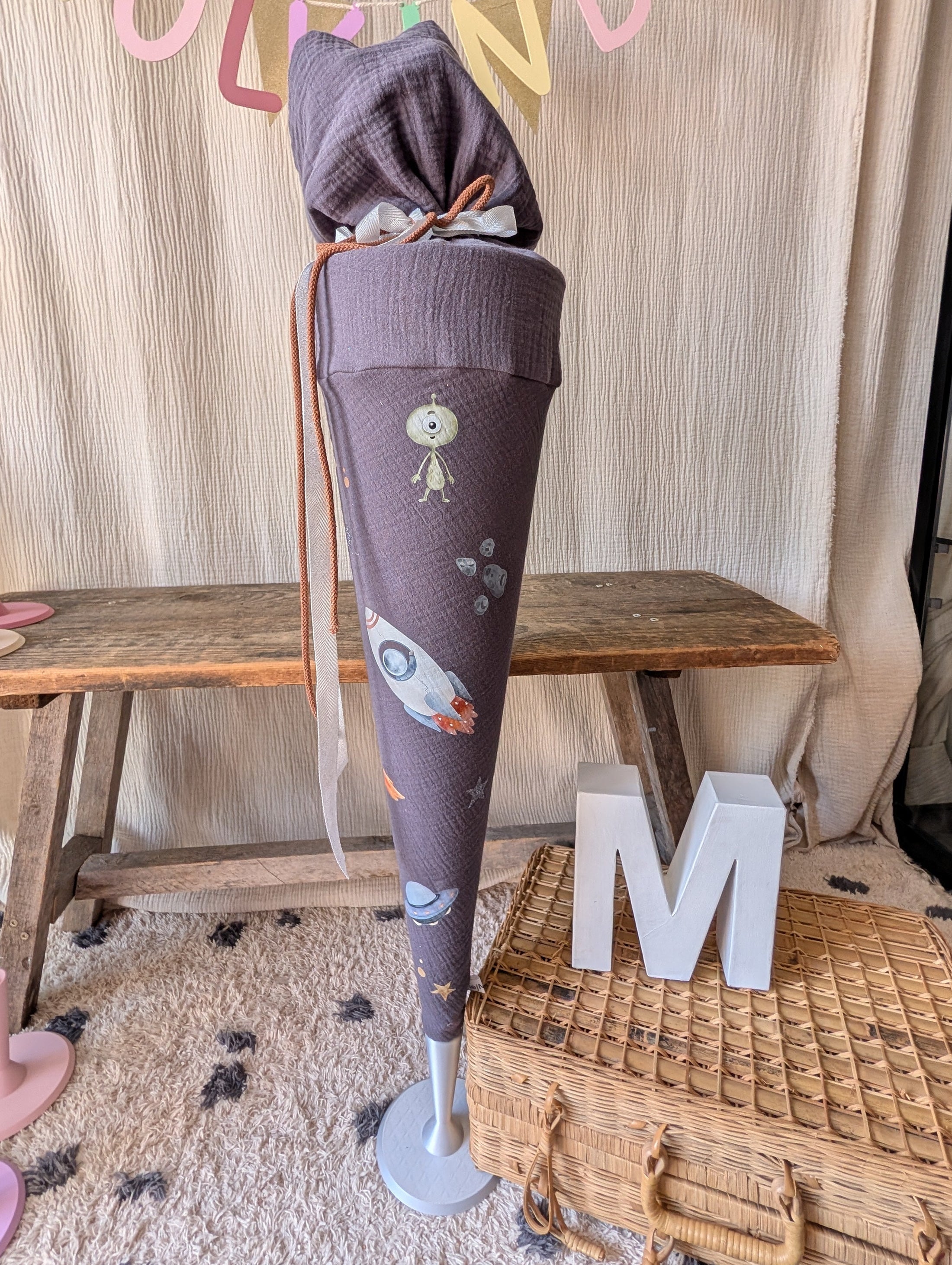 SALE% Schultüte mit Planeten Alien Print