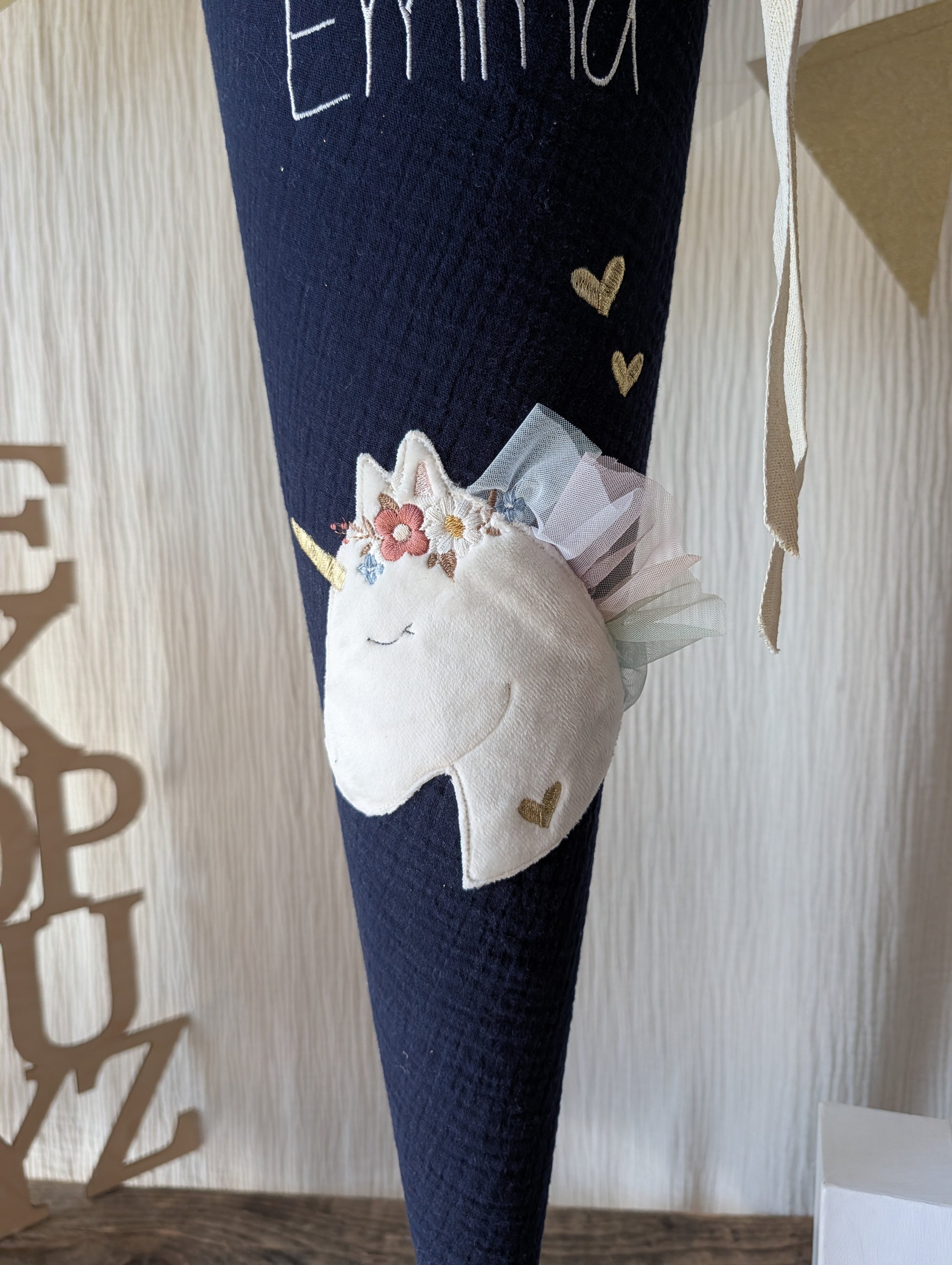 SALE% Schultüte Boho Einhorn in Dunkelblau und Regenbogentüll | mit Namensstickerei "Emma"