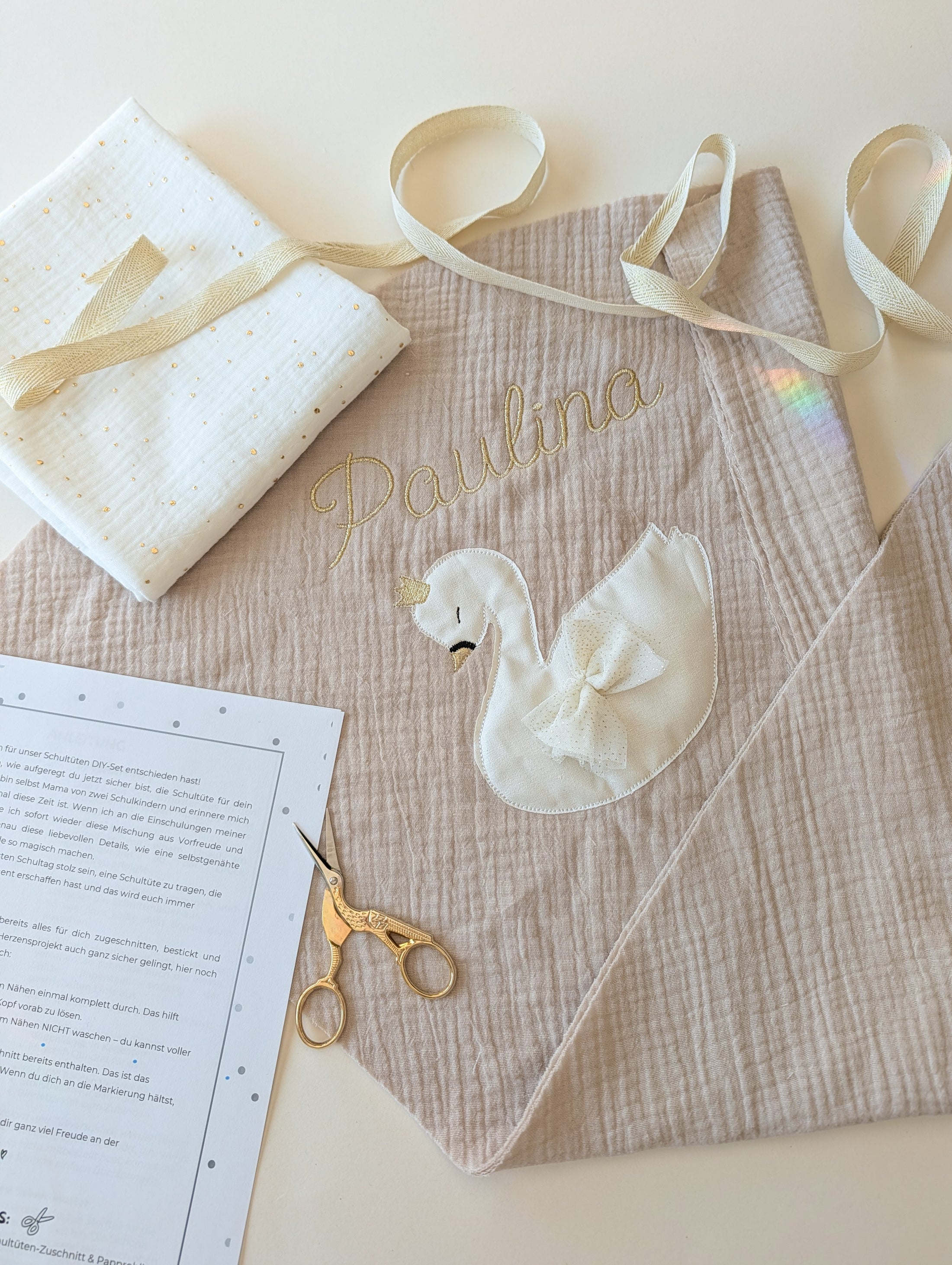 DIY Nähset Schultüte Schwan | Schultüte zum Selber nähen mit Schwan Applikation | optional mit Name